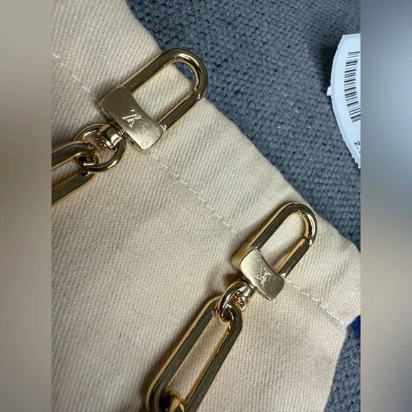 Louis Vuitton Murakami chain strap bag charm - Picture 5 of 6